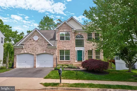 5239 Daybreak Ln, Woodbridge, VA 22193