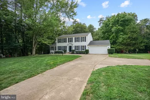 5297 Davis Ford Rd, Woodbridge, VA 22192
