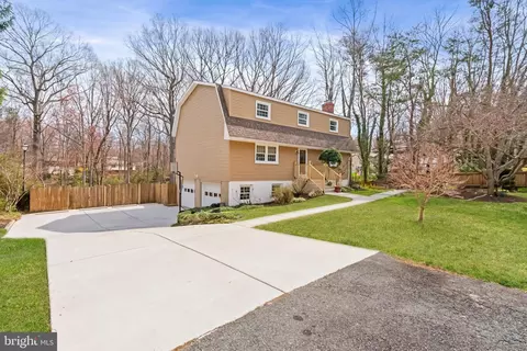 13509 Gordon Dr, Manassas, VA 20112