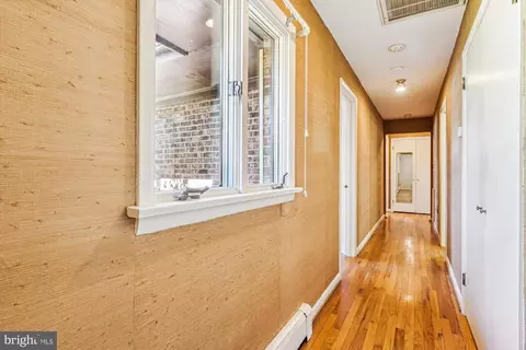 Entry Way - 8405 Sunset Dr, Manassas, VA 20110 photo 3 of 3