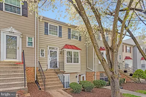 16338 Taconic Cir #94D, Dumfries, VA 22025
