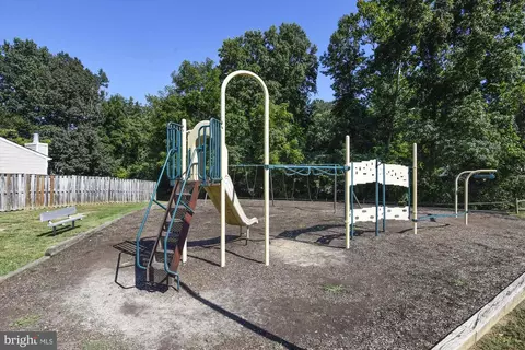 18077 Olde Port Ln, Triangle, VA 22172 photo 27