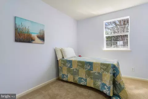 18077 Olde Port Ln, Triangle, VA 22172 photo 19