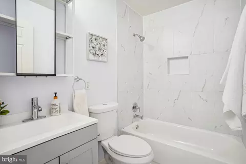 18077 Olde Port Ln, Triangle, VA 22172 photo 20
