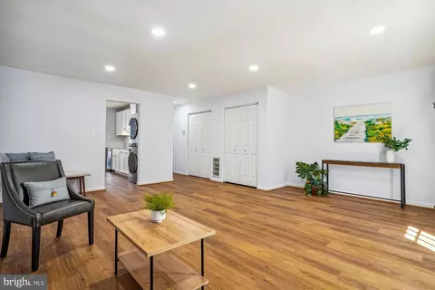 18077 Olde Port Ln, Triangle, VA 22172 photo 12