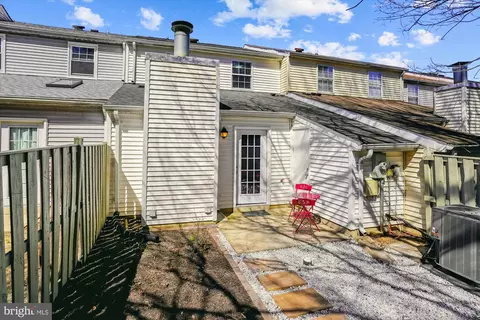 18077 Olde Port Ln, Triangle, VA 22172 photo 24