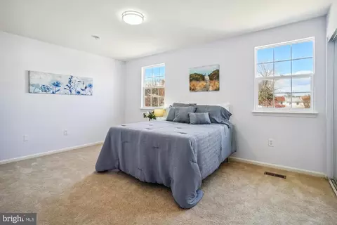 18077 Olde Port Ln, Triangle, VA 22172 photo 15