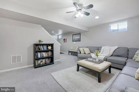 10256 Peel Ring Pl, Bristow, VA 20136 photo 31