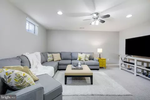 10256 Peel Ring Pl, Bristow, VA 20136 photo 29