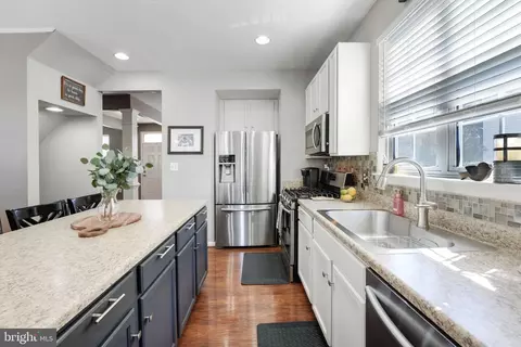 10256 Peel Ring Pl, Bristow, VA 20136 photo 13