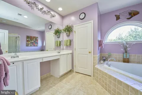 9342 Falling Water Dr, Bristow, VA 20136 photo 26