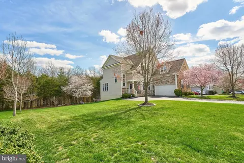 9342 Falling Water Dr, Bristow, VA 20136 photo 3