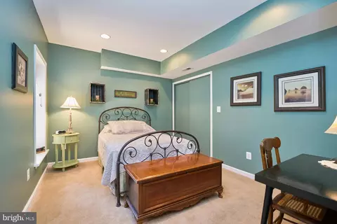 9342 Falling Water Dr, Bristow, VA 20136 photo 37