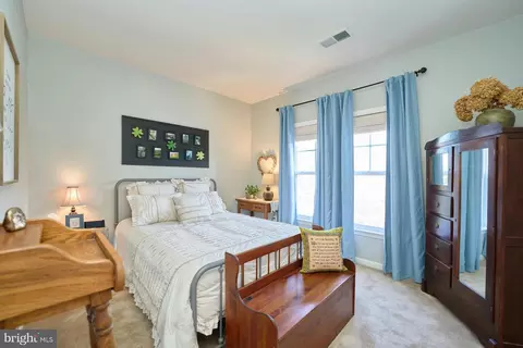 9342 Falling Water Dr, Bristow, VA 20136 photo 28