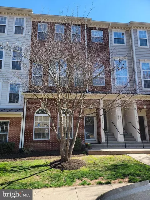 6046 Aster Haven Cir, Haymarket, VA 20169