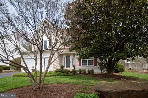 Exterior - 9051 Cottage Loop, Bristow, VA 20136 photo 4 of 21