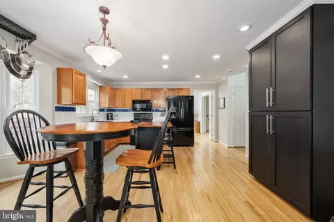 Kitchen - 9051 Cottage Loop, Bristow, VA 20136 photo 4 of 7