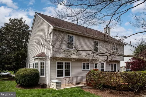 Exterior - 9051 Cottage Loop, Bristow, VA 20136 photo 15 of 21