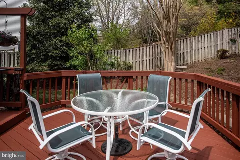 Exterior - 9051 Cottage Loop, Bristow, VA 20136 photo 6 of 21