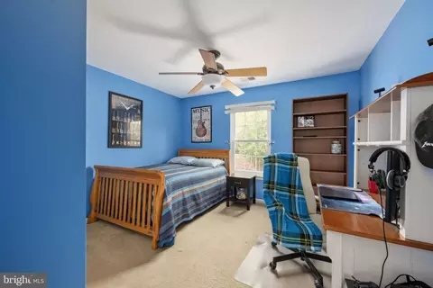 Bedroom - 9051 Cottage Loop, Bristow, VA 20136 photo 7 of 10