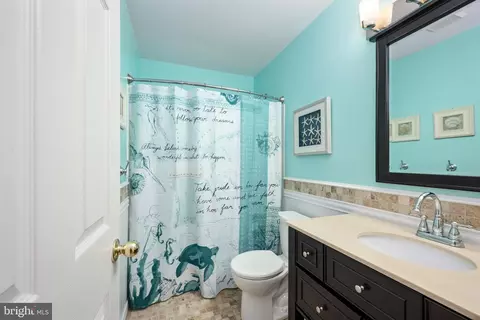 Bath - 9051 Cottage Loop, Bristow, VA 20136 photo 4 of 7