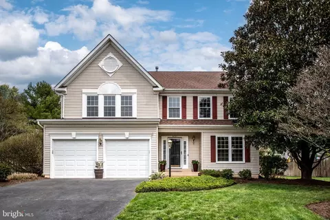 9051 Cottage Loop, Bristow, VA 20136