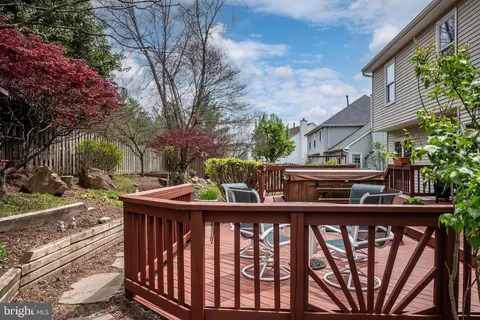 Exterior - 9051 Cottage Loop, Bristow, VA 20136 photo 16 of 21