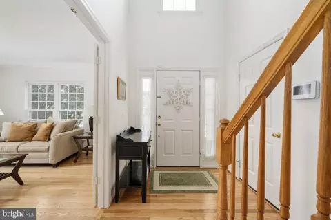 Entry Way - 9051 Cottage Loop, Bristow, VA 20136 photo 4 of 8