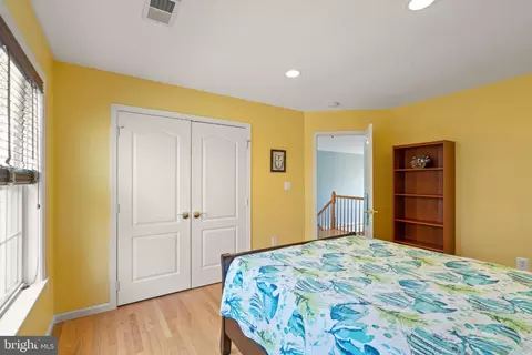 Bedroom - 8102 Ebert Dr, Manassas, VA 20112 photo 9 of 12