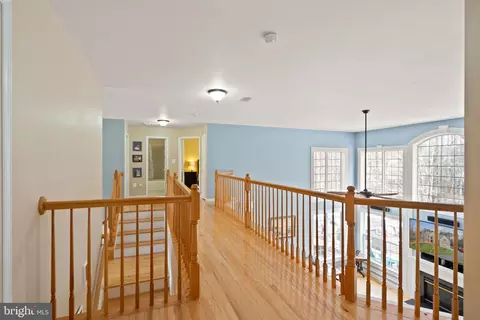 Entry Way - 8102 Ebert Dr, Manassas, VA 20112 photo 4 of 5