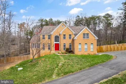 Exterior - 8102 Ebert Dr, Manassas, VA 20112 photo 1 of 20
