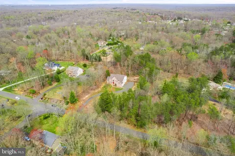 View/Area - 8102 Ebert Dr, Manassas, VA 20112 photo 4 of 6