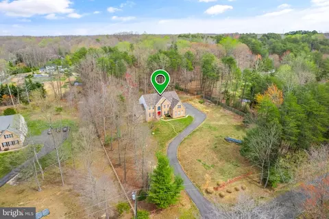 View/Area - 8102 Ebert Dr, Manassas, VA 20112 photo 2 of 6