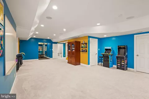 Living - 8102 Ebert Dr, Manassas, VA 20112 photo 13 of 15