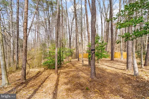 View/Area - 8102 Ebert Dr, Manassas, VA 20112 photo 1 of 6