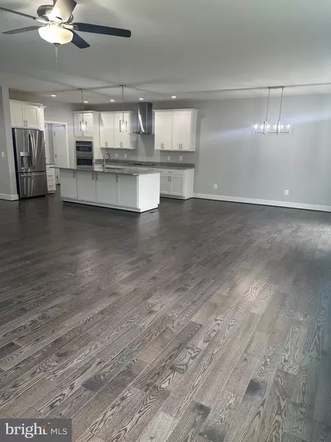 Living - 8501 Rolling Rd, Manassas, VA 20110 photo 1 of 1