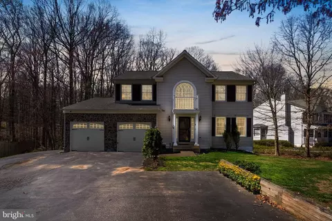 6391 Etheridge Ln, Manassas, VA 20112