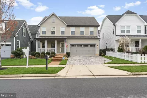 16937 Takeaway Ln, Dumfries, VA 22026