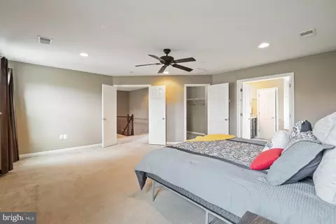Bedroom - 18463 Kerill Rd, Triangle, VA 22172 photo 2 of 8