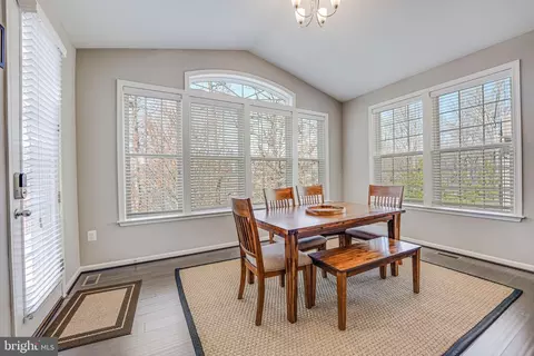 Dining - 3825 Grafton Ct, Triangle, VA 22172 photo 1 of 2