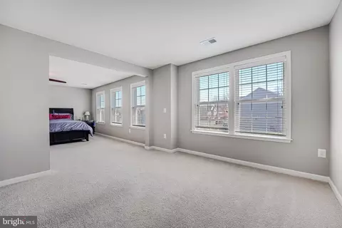 Bedroom - 3825 Grafton Ct, Triangle, VA 22172 photo 8 of 12