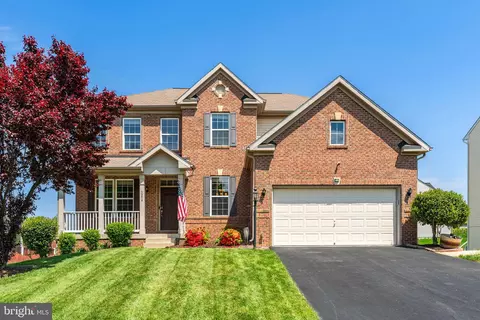 3254 Kira Ct, Triangle, VA 22172