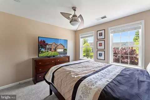 Bedroom - 3254 Kira Ct, Triangle, VA 22172 photo 10 of 14
