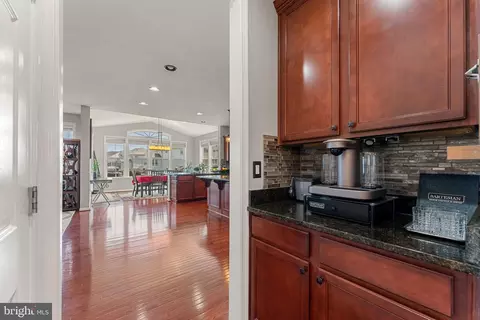 Kitchen - 3254 Kira Ct, Triangle, VA 22172 photo 1 of 7
