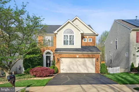 14752 Links Pond Cir, Gainesville, VA 20155