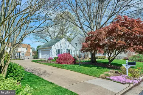 Exterior - 8654 Ruffin Ct, Manassas, VA 20109 photo 2 of 15