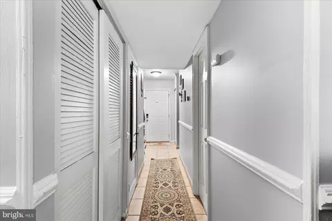 Entry Way - 8186 Community Dr, Manassas, VA 20109 photo 3 of 3