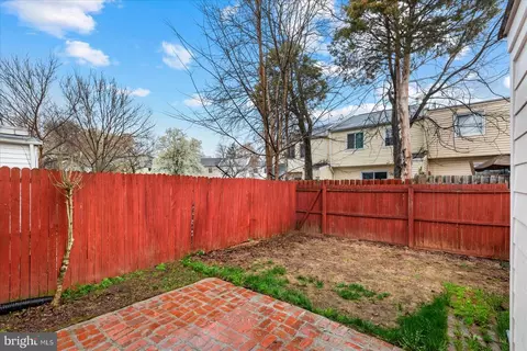 Exterior - 8186 Community Dr, Manassas, VA 20109 photo 6 of 6