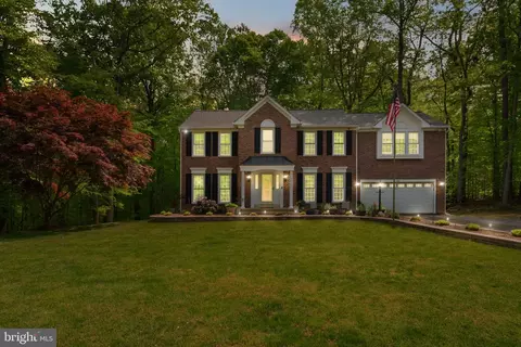 14661 Kogan Dr, Woodbridge, VA 22193