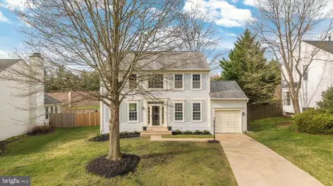 Exterior - 8940 Dennis Ct, Bristow, VA 20136 photo 10 of 10